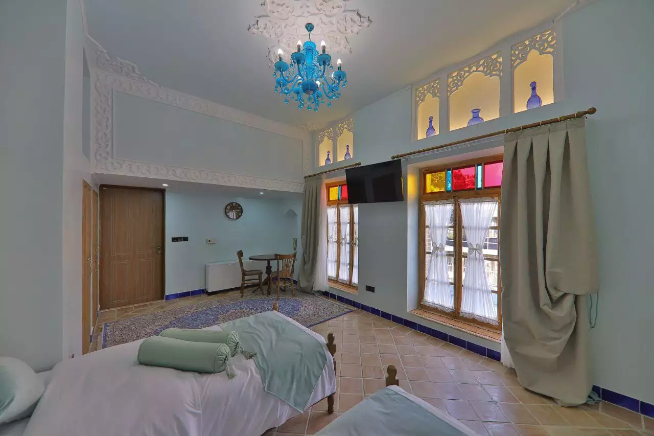 Alibaba https://cdn.alibaba.ir/ostorage/hotel-accommodation-images/695d06f36b43e2b9afa3bbf9_تویین فیروزه (1).webp